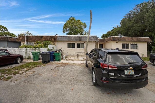 3956 NW 207th St Rd