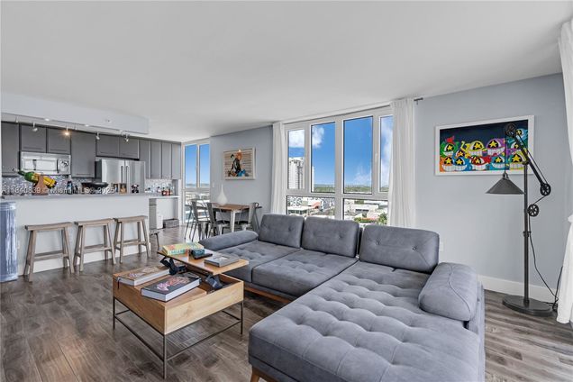 1688 West Ave Unit 1209 Miami Beach, FL Condo Active - Photo 1 of 18. Opens carousel modal