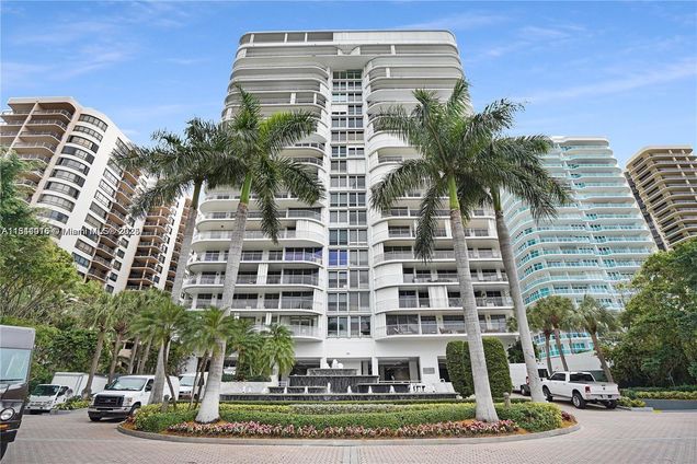 10155 Collins Ave Unit 406