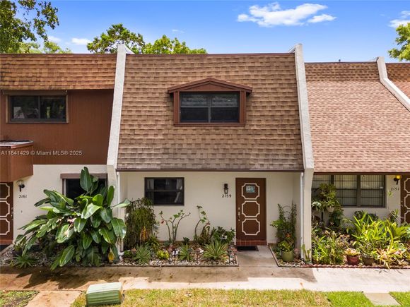 2159 N 14th Ave Hollywood, FL Townhouse Active - Photo 1 of 50. Opens carousel modal