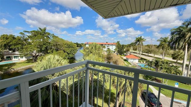 605 S Pine Island Rd Unit 405A Plantation, FL Condo Active - Photo 1 of 14. Opens carousel modal