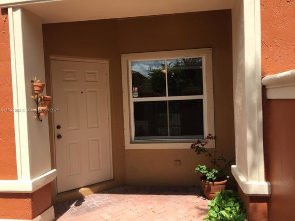 6141 NW 115th Pl Unit 357