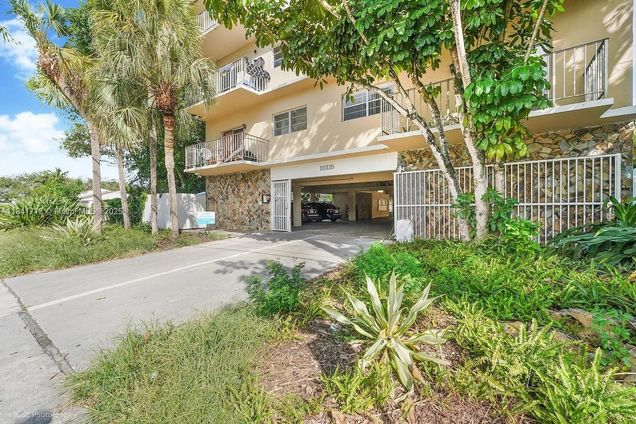 12215 W Dixie Hwy Unit 304 North Miami, FL Apartment Active - Photo 1 of 1. Opens carousel modal