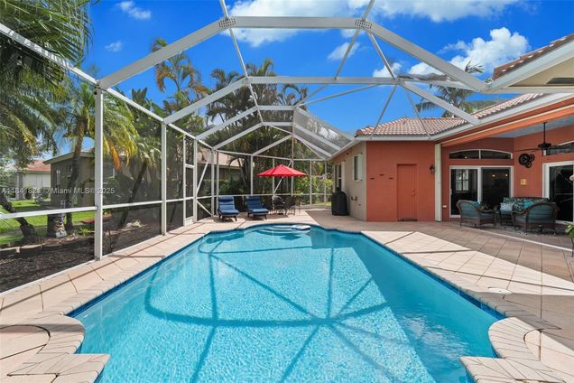 5315 NW 49th Ct