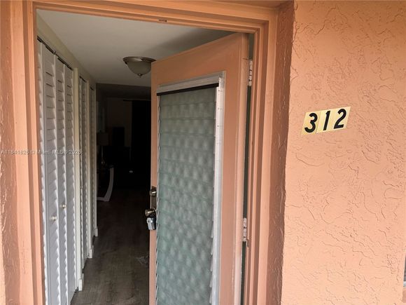2841 Somerset Dr Unit 312