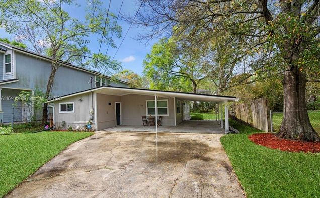 1274 Lake Shore Blvd