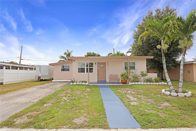 3611 SW 40th Ave