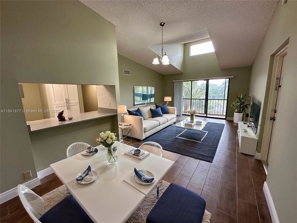 806 Sky Pine Way Unit B3