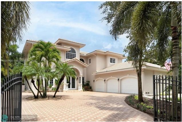 12251 NW 5th St Plantation, FL House Active - Photo 1 of 35. Opens carousel modal