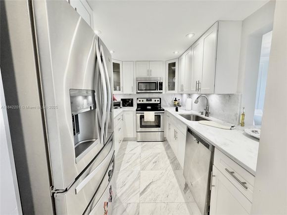 1400 Sheridan St Unit 23J Hollywood, FL Condo Active - Photo 1 of 29. Opens carousel modal