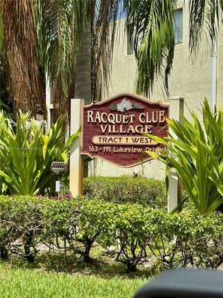 185 Lakeview Dr Unit 101 Weston, FL Condo Active - Photo 1 of 25. Opens carousel modal