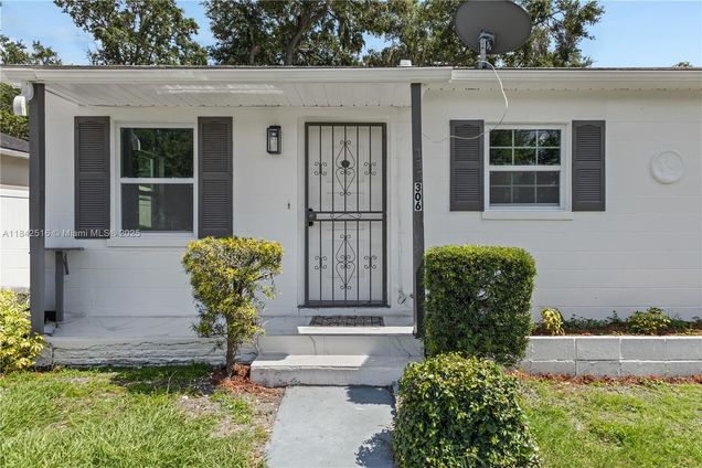 306 Modest Street