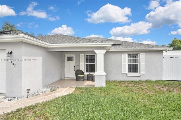 3408 SW 26 Th