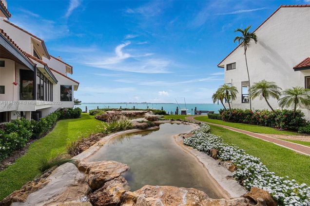 2000 S Bayshore Dr Unit 69