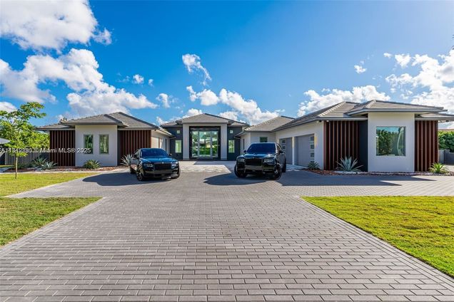 9790 SW 62nd St Miami, FL House Active - Photo 1 of 88. Opens carousel modal