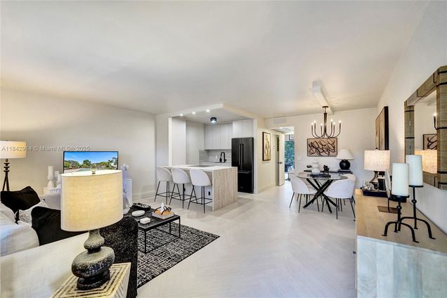 850 SW 133rd Ter Unit 316B