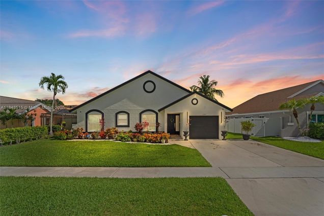 22397 Swordfish Dr Boca Raton, FL House Active - Photo 1 of 28. Opens carousel modal