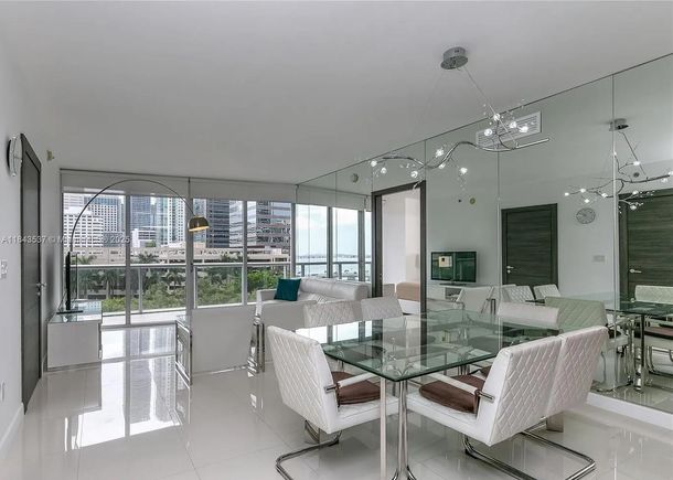 495 Brickell Ave Unit 703