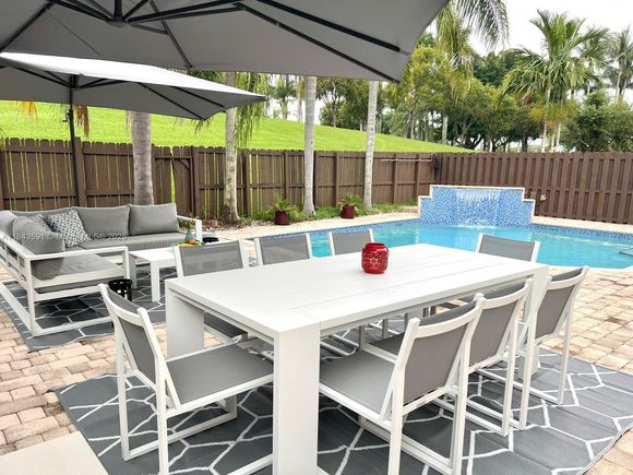 5900 NW 111th Ave Doral, FL House Active - Photo 1 of 36. Opens carousel modal