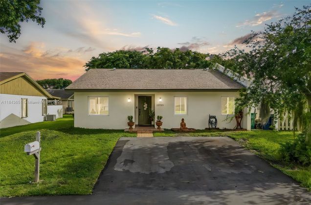 12321 SW 115th Ter Miami, FL House Active - Photo 1 of 27. Opens carousel modal