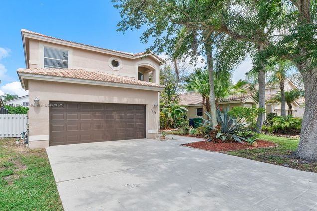 5228 NW 112th Ter