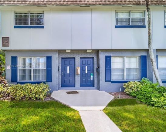 4668 NW 9th Dr Unit 4668 Plantation, FL Condo Active - Photo 1 of 16. Opens carousel modal