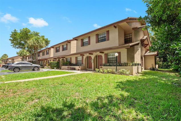 10946 W Sample Rd Unit G1 Coral Springs, FL Condo Active - Photo 1 of 25. Opens carousel modal