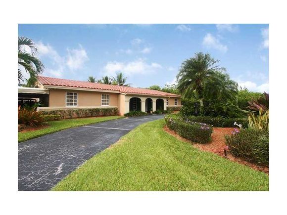 17222 SW 88 Av Palmetto Bay, FL House Sold - Photo 1 of 31. Opens carousel modal