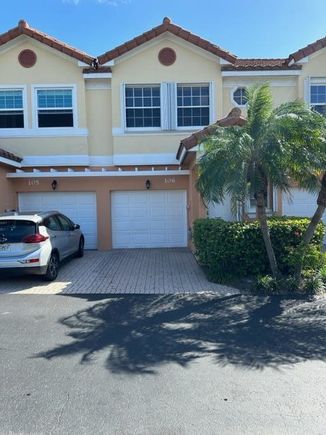 1998 NE 7th Street Unit 106-5 Deerfield Beach, FL Townhouse Sold - Photo 1 of 24. Opens carousel modal