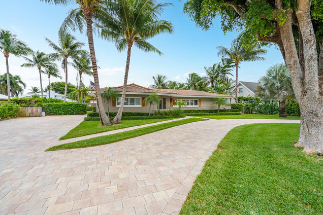 2021 NW 3rd Avenue Delray Beach, FL House Sold - Photo 1 of 31. Opens carousel modal