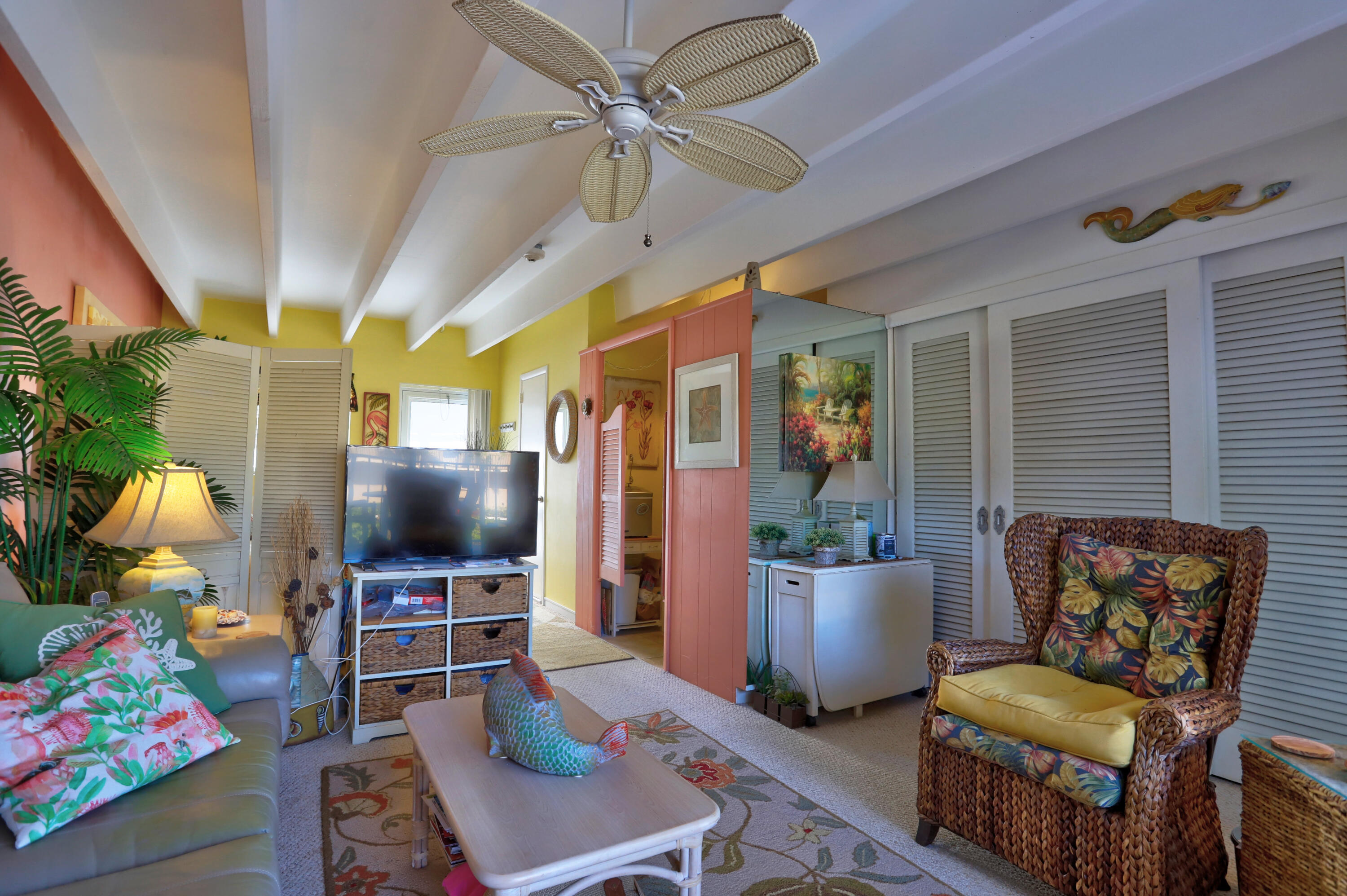 4001 S Ocean Blvd 207, South Palm Beach, FL 33480 Estately 🧡 MLS