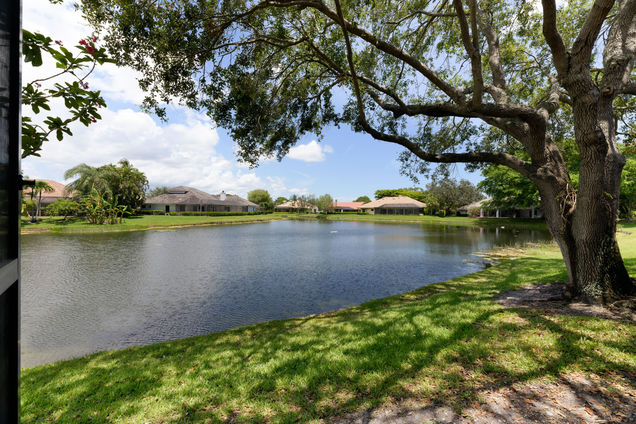 12 Tournament Boulevard Palm Beach Gardens, FL Townhouse Sold - Photo 1 of 35. Opens carousel modal