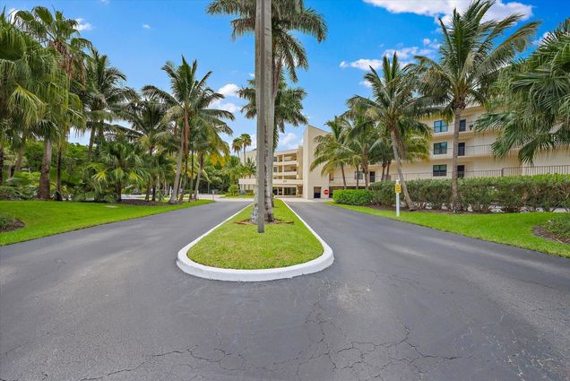 221 NE Plantation Road Unit 406 Stuart, FL Condo Sold - Photo 1 of 49. Opens carousel modal
