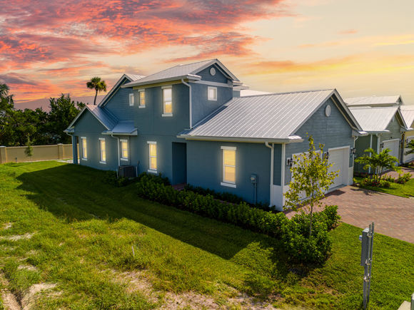 #RX-11033970 Vero Beach, FL Townhouse Active - Photo 1 of 35. Opens carousel modal