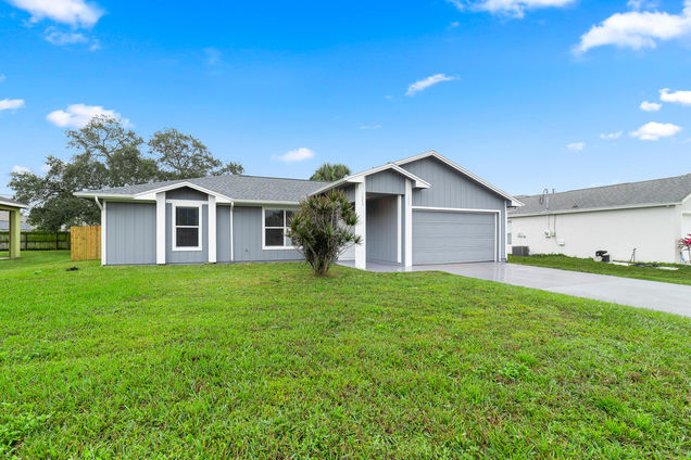 1242 SW Porter Road Port Saint Lucie, FL House Contingent - Photo 1 of 25. Opens carousel modal