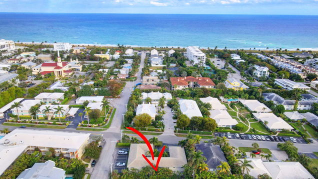 100 Venetian Drive Unit 3