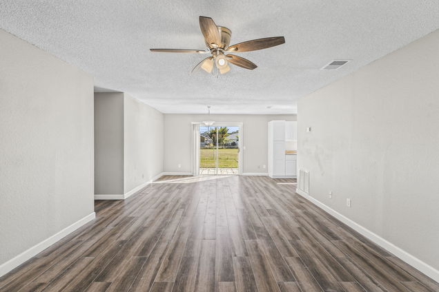 2122 SE Heathwood Circle Port Saint Lucie, FL House Active - Photo 1 of 26. Opens carousel modal