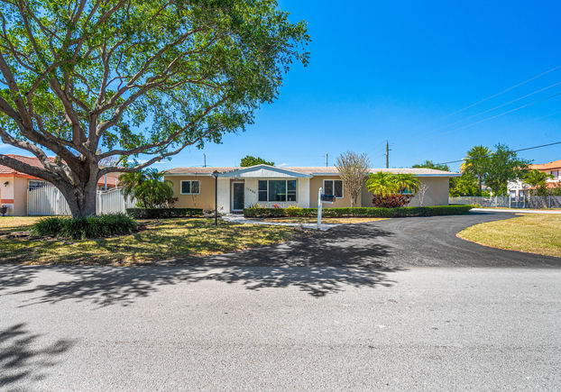17400 SW 92nd Court