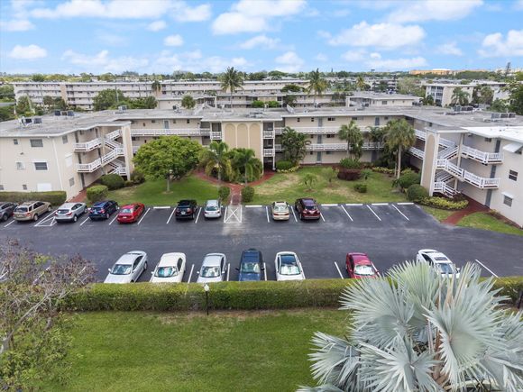 2615 N Garden Drive Unit 206