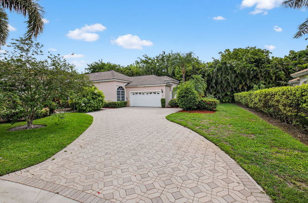 9025 Long Lake Palm Drive