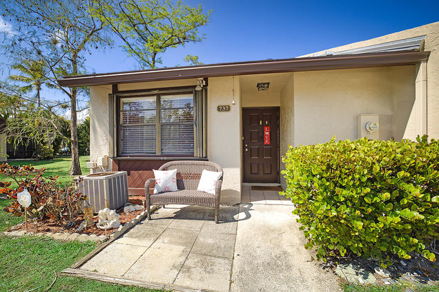 737 NW 47th Street