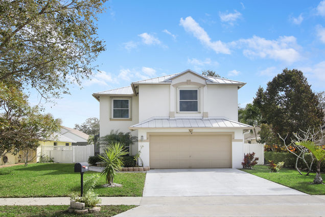 144 Pennock Landing Circle