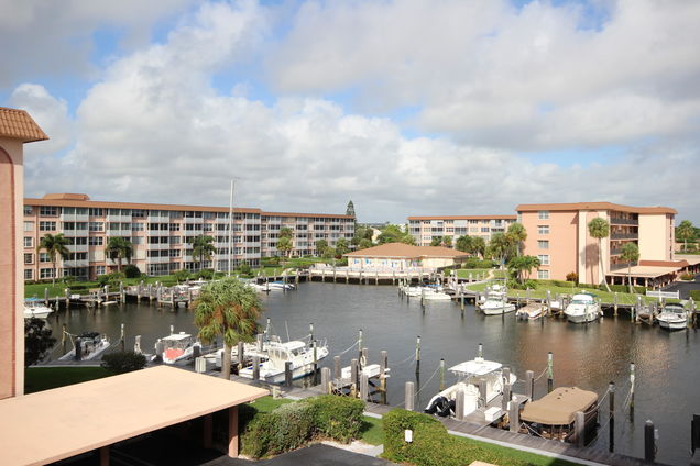931 Gardenia Drive Unit 467 Delray Beach, FL Condo Active - Photo 1 of 40. Opens carousel modal