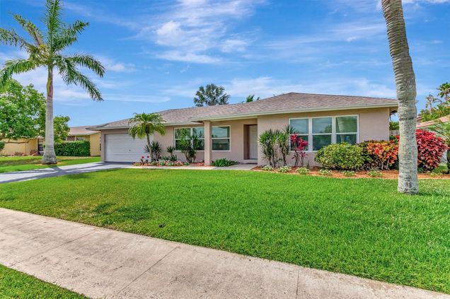 11390 Chipmunk Drive Boca Raton, FL House Contingent - Photo 1 of 46. Opens carousel modal