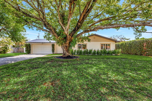 2410 SW 1st Street