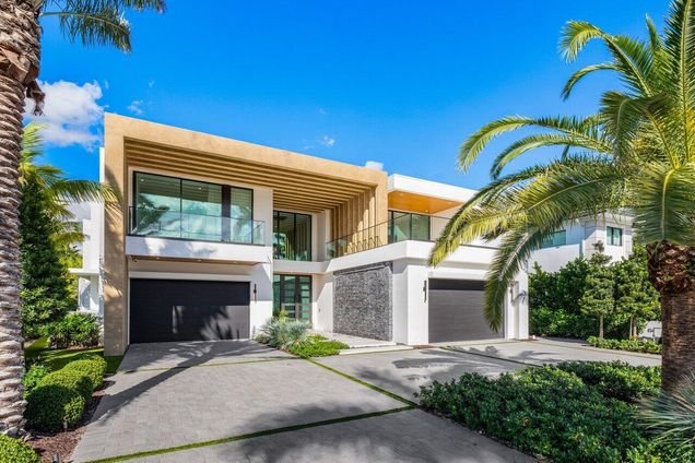 217 Thatch Palm Drive