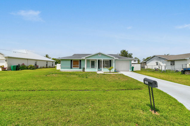 1920 SW Taurus Lane
