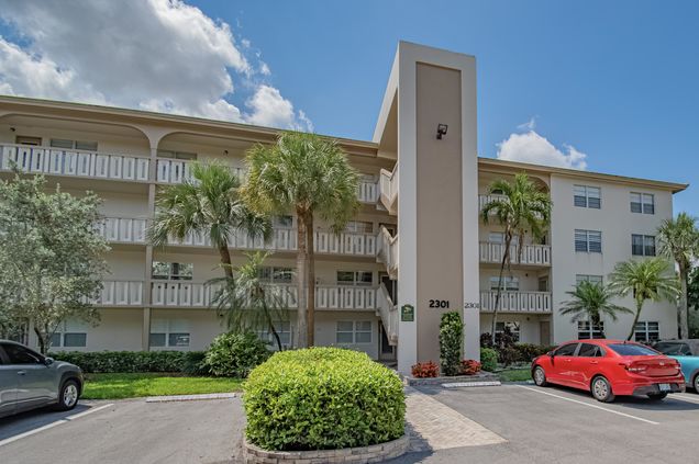 2301 Lucaya Lane Unit M3 Coconut Creek, FL Condo Active - Photo 1 of 17. Opens carousel modal