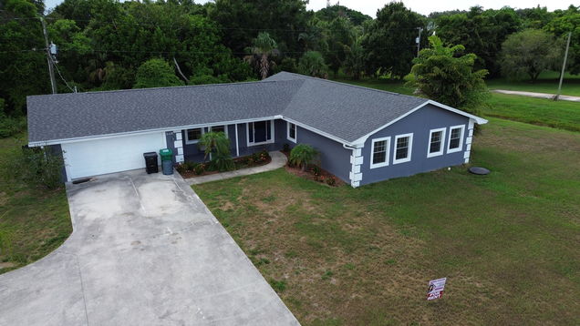 2118 SE Morningside Blvd Boulevard Port Saint Lucie, FL House Active - Photo 1 of 33. Opens carousel modal