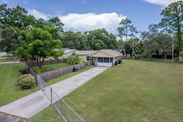 7902 Lakeside Way Fort Pierce, FL House Active - Photo 1 of 45. Opens carousel modal